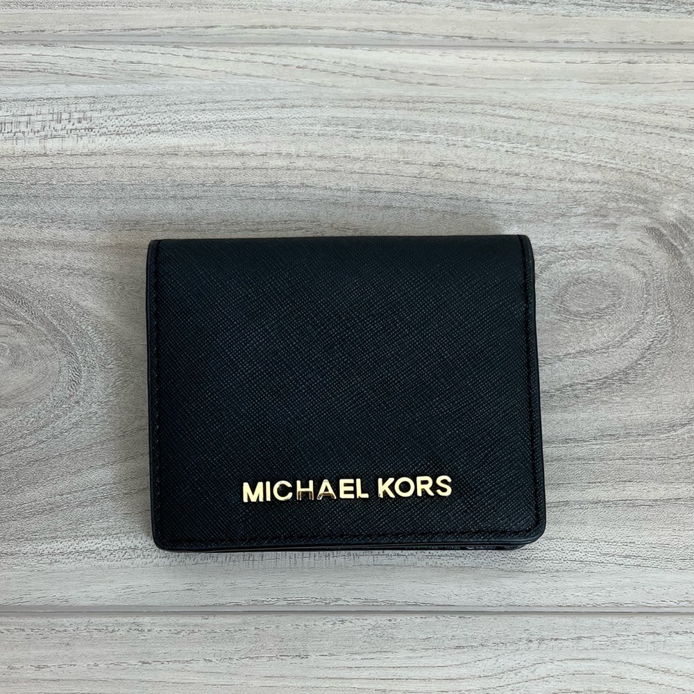 Michael Kors Jet Set Travel Flap Card Holder Womens Black Leather Wallet